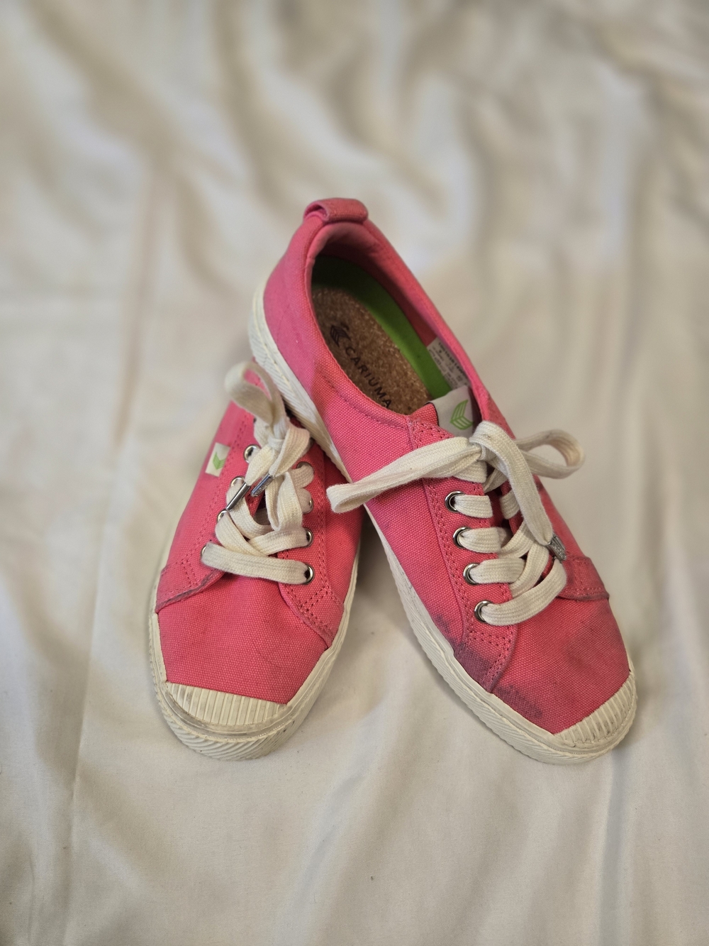 Cariuma Pink Canvas Lace-Up Sneakers